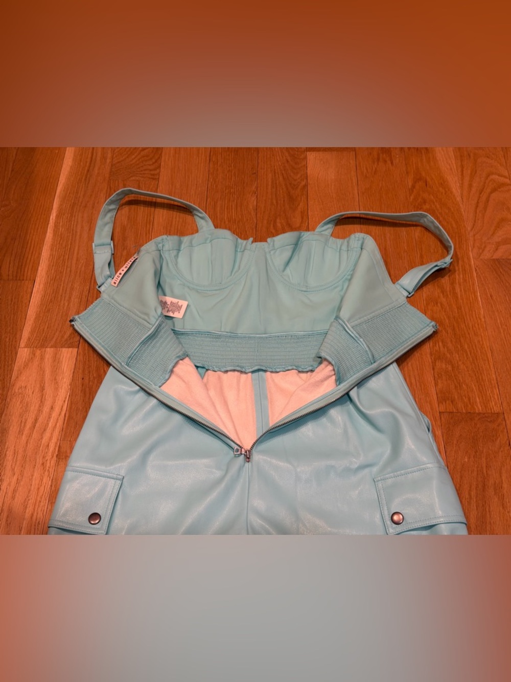 Alice + Olivia Frida Cargo Jumpsuit Size 4 - Picture 12 of 16